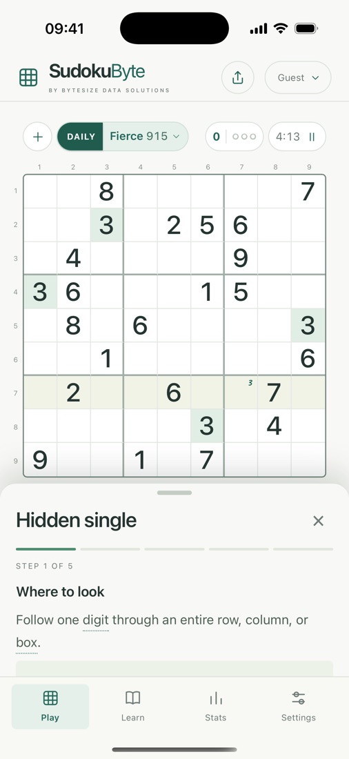 SudokuByte on iPhone: a hint walking through a hidden single